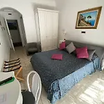 Hotell Bougainville Luxury Boutique