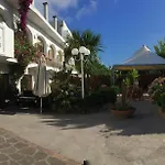 Bougainville Luxury Boutique Hotell