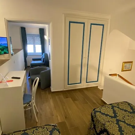 Capri Bougainville Luxury Boutique