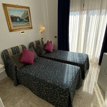 Capri Bougainville Luxury Boutique Hotel 4*