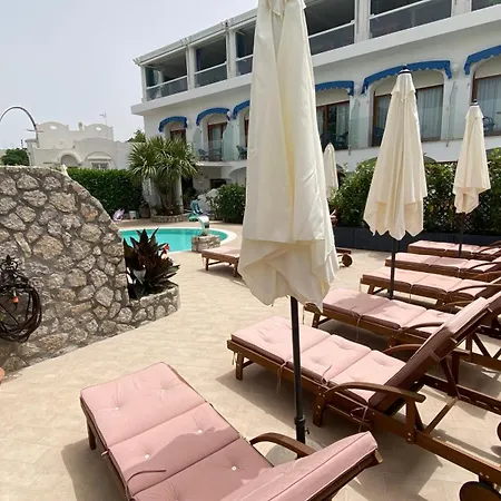 Bougainville Luxury Boutique