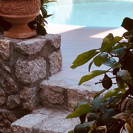 Bougainville Luxury Boutique 4*