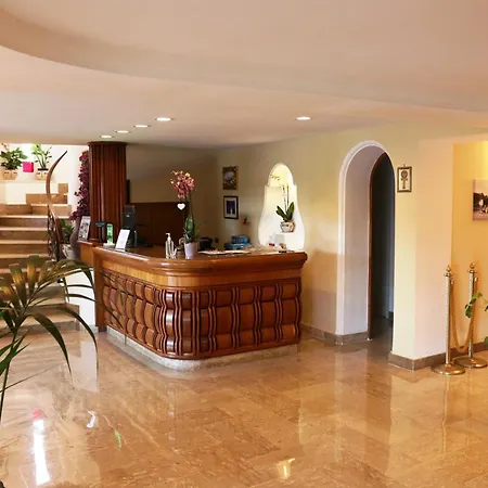 Bougainville Luxury Boutique Hotel