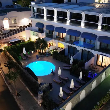 Bougainville Luxury Boutique 4*