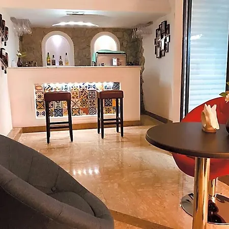 Bougainville Luxury Boutique 4*