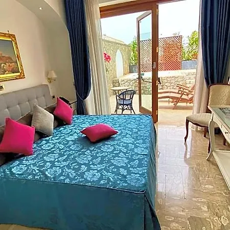 Bougainville Luxury Boutique Otel