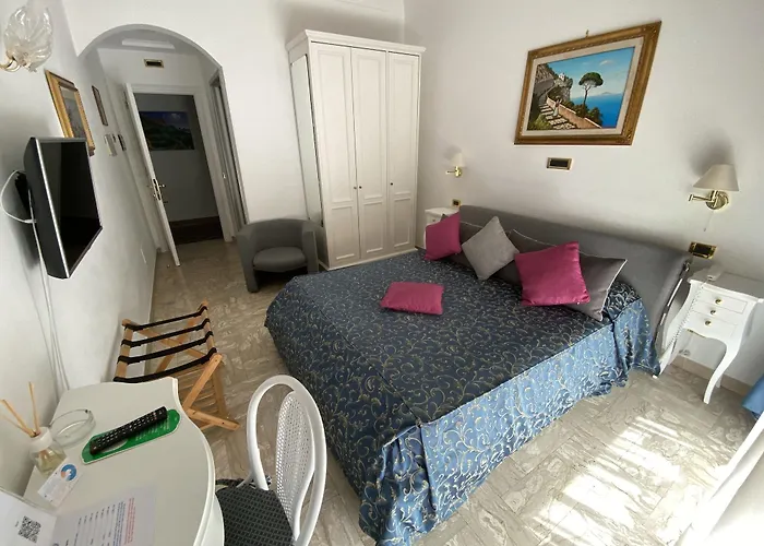 Hotel Capri Bougainville Luxury Boutique