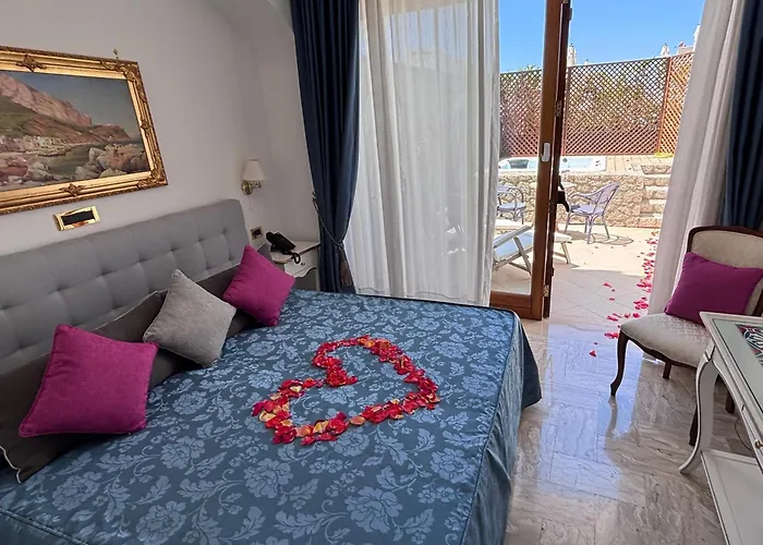 Capri Bougainville Luxury Boutique