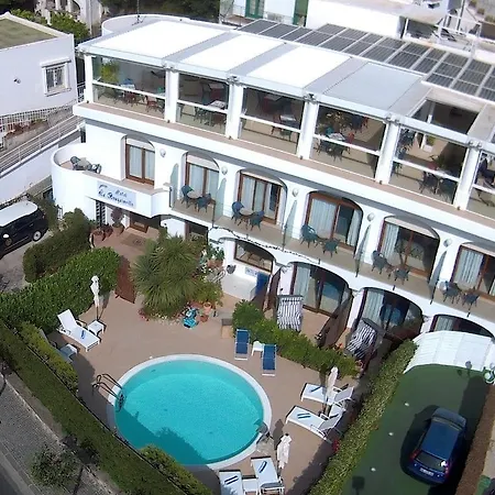 Capri Bougainville 4* Анакапри