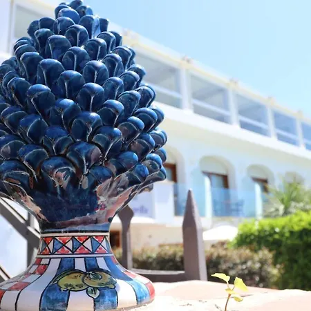 Hotel Bougainville Luxury Boutique 4*