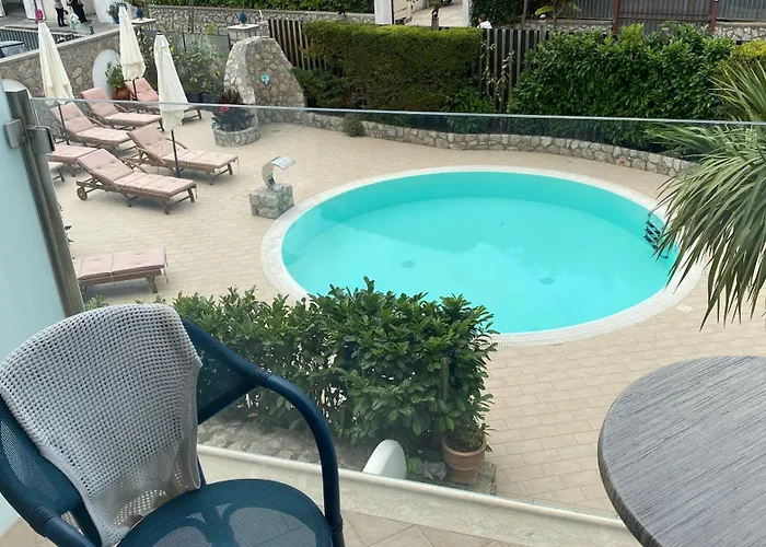 Bougainville Luxury Boutique 4*